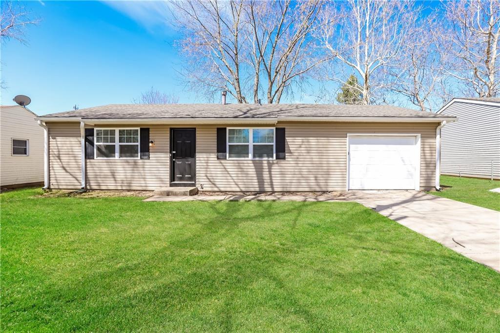 Listing Photo MLS #HMS2569977