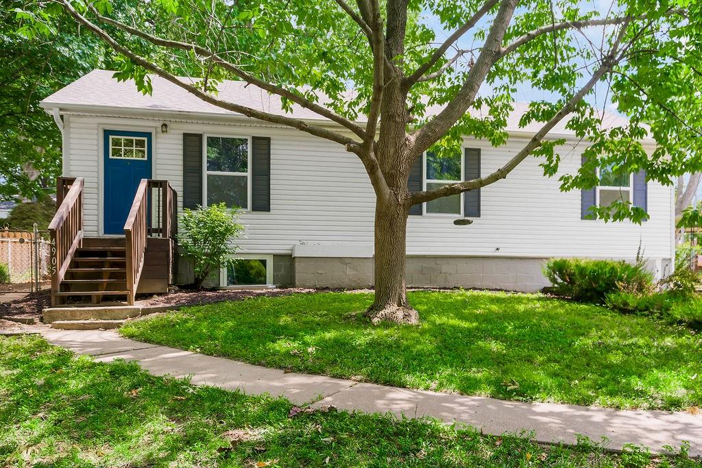 Listing Photo MLS #HMS2570155