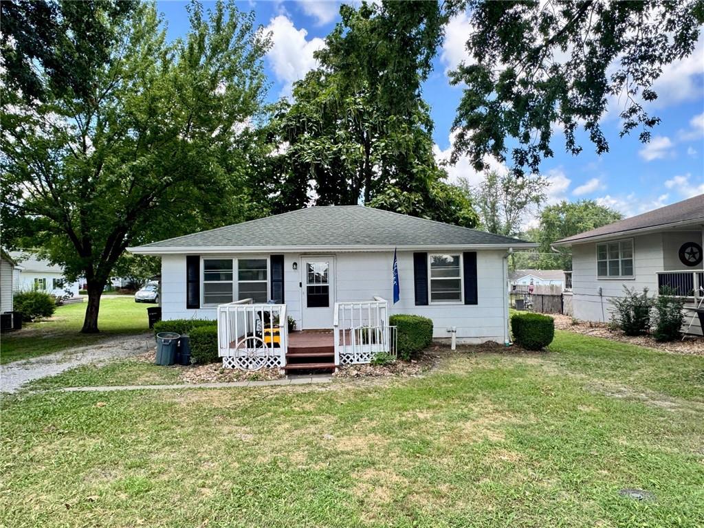Listing Photo MLS #HMS2570158
