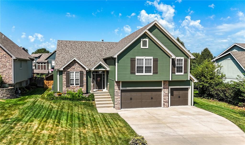 Listing Photo MLS #HMS2570191