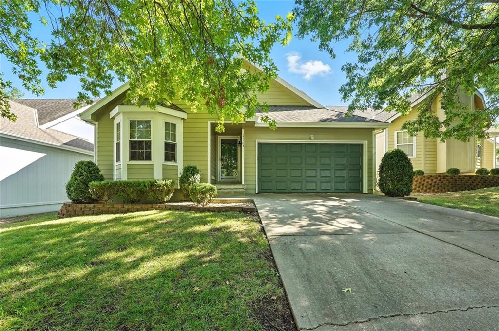 Listing Photo MLS #HMS2570518