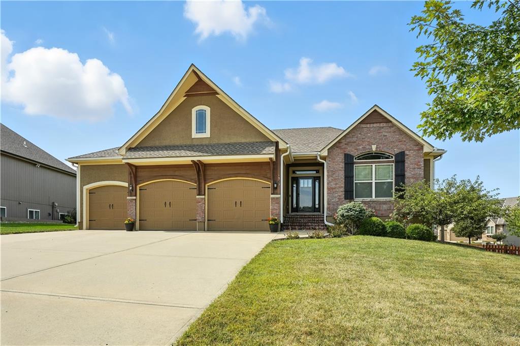 Listing Photo MLS #HMS2570619
