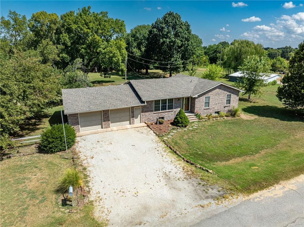 Listing Photo MLS #HMS2570813