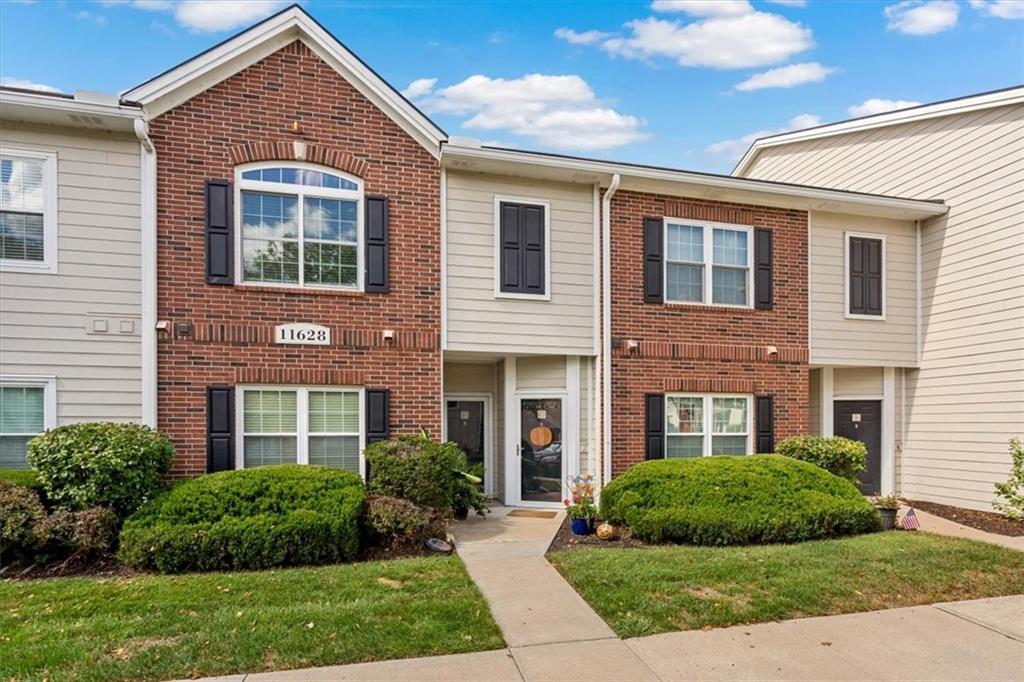 Listing Photo MLS #HMS2570915