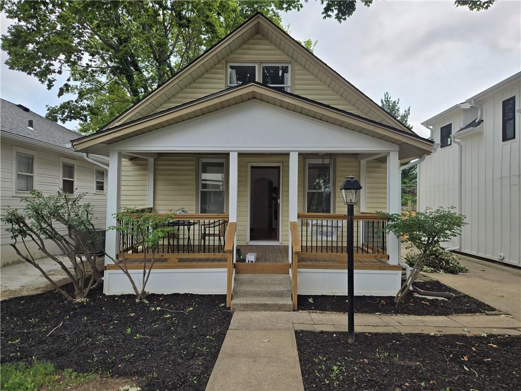Listing Photo MLS #HMS2570953