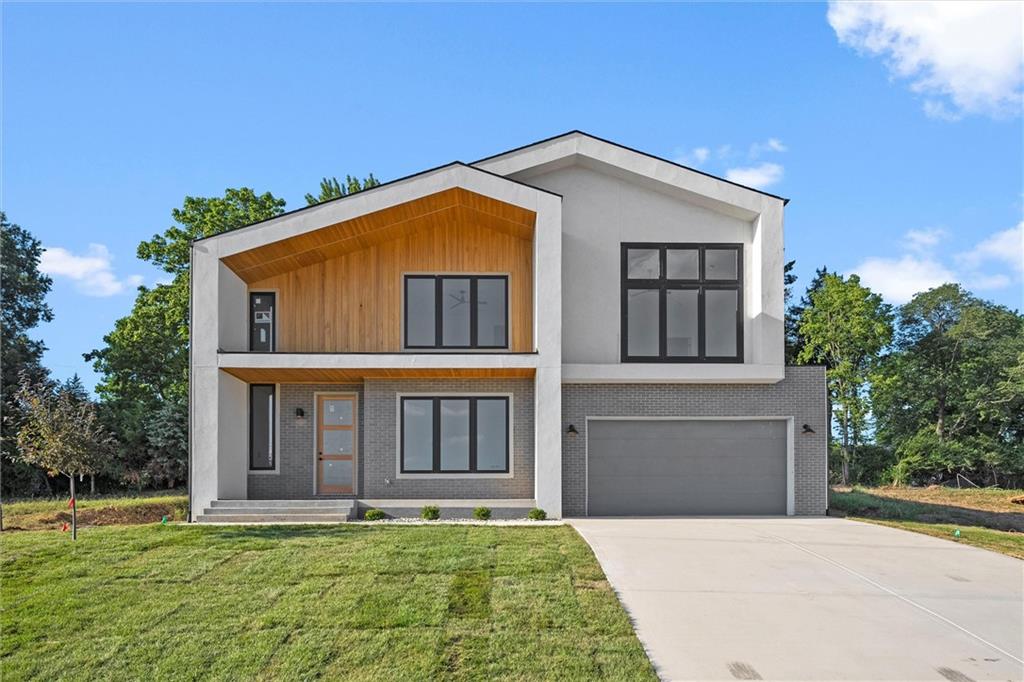 Listing Photo MLS #HMS2571079