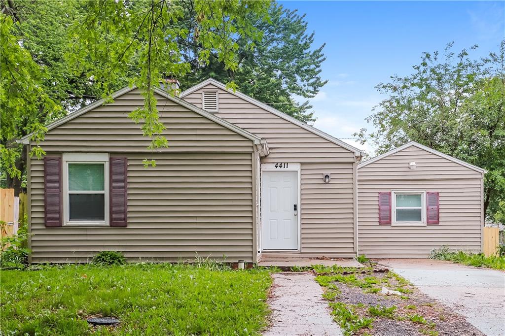Listing Photo MLS #HMS2571144