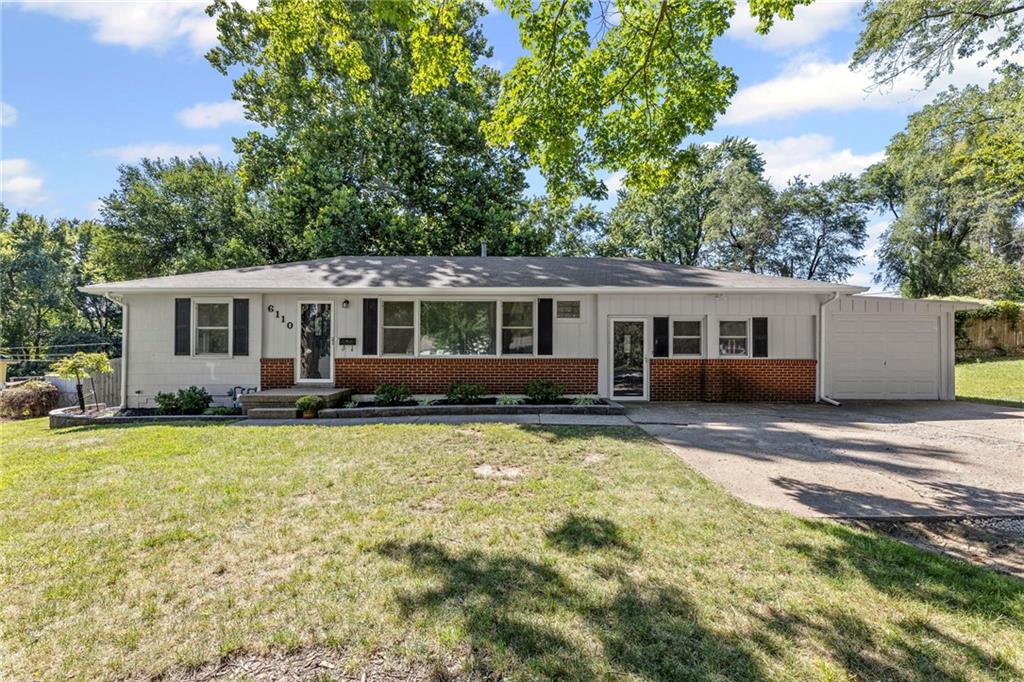 Listing Photo MLS #HMS2571223
