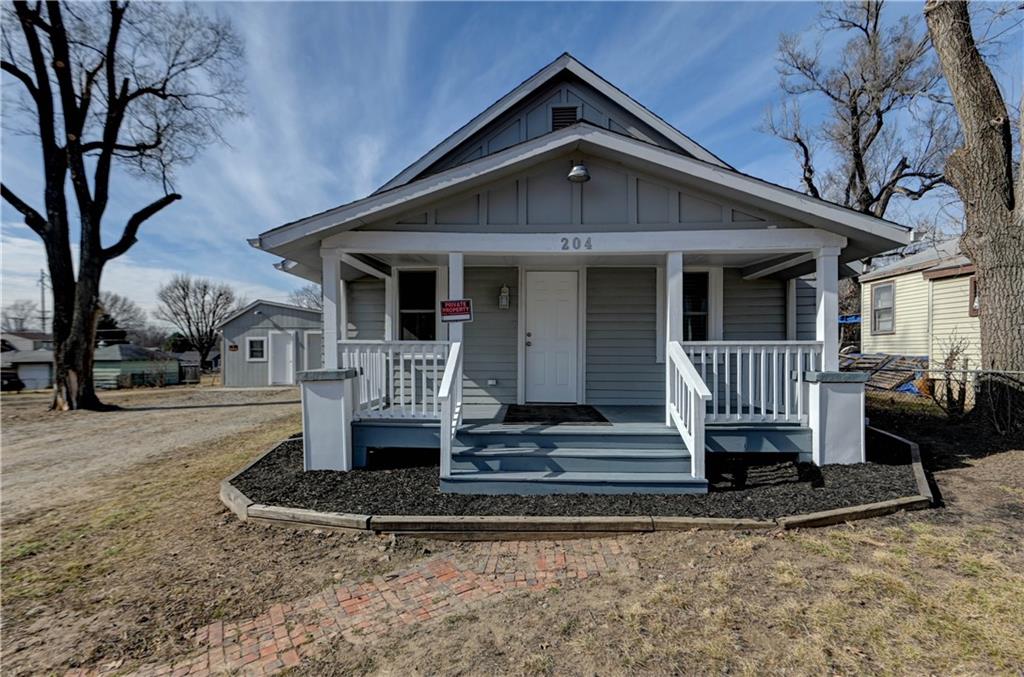 Listing Photo MLS #HMS2571283