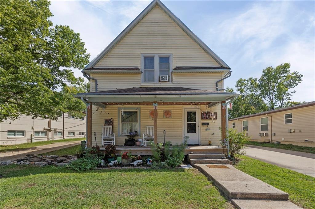 Listing Photo MLS #HMS2571581