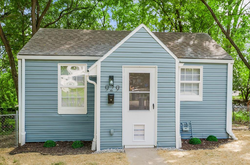 Listing Photo MLS #HMS2571598