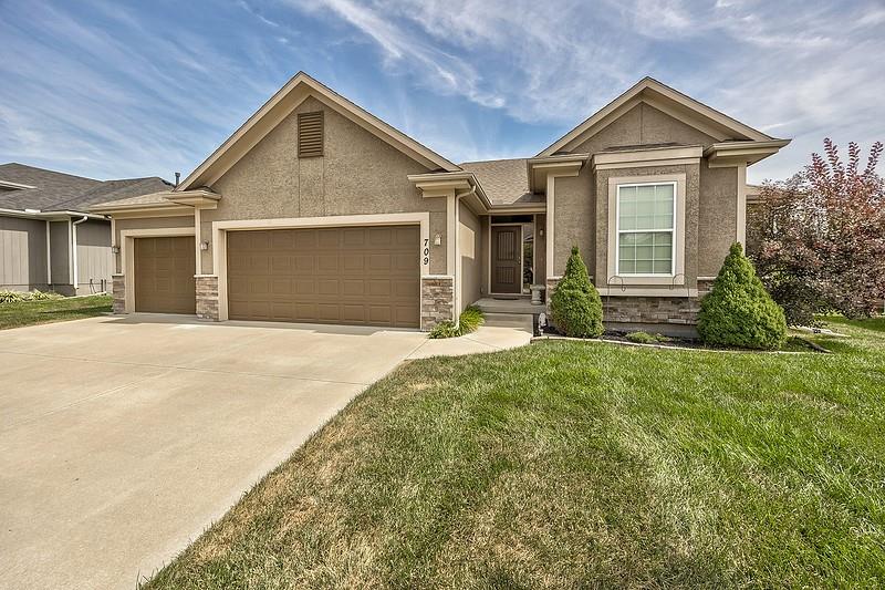Listing Photo MLS #HMS2571601