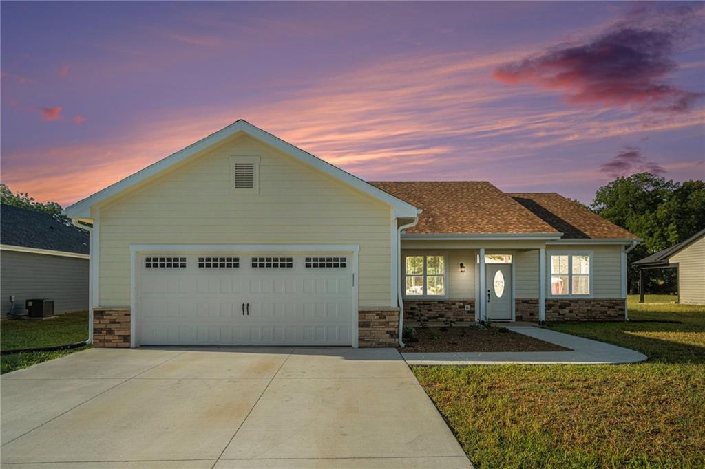 Listing Photo MLS #HMS2571619