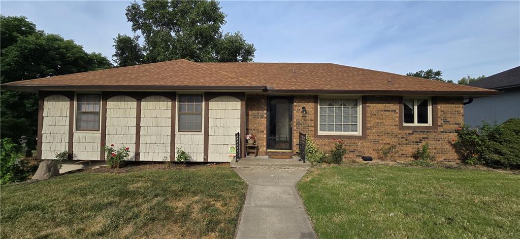 Listing Photo MLS #HMS2571627