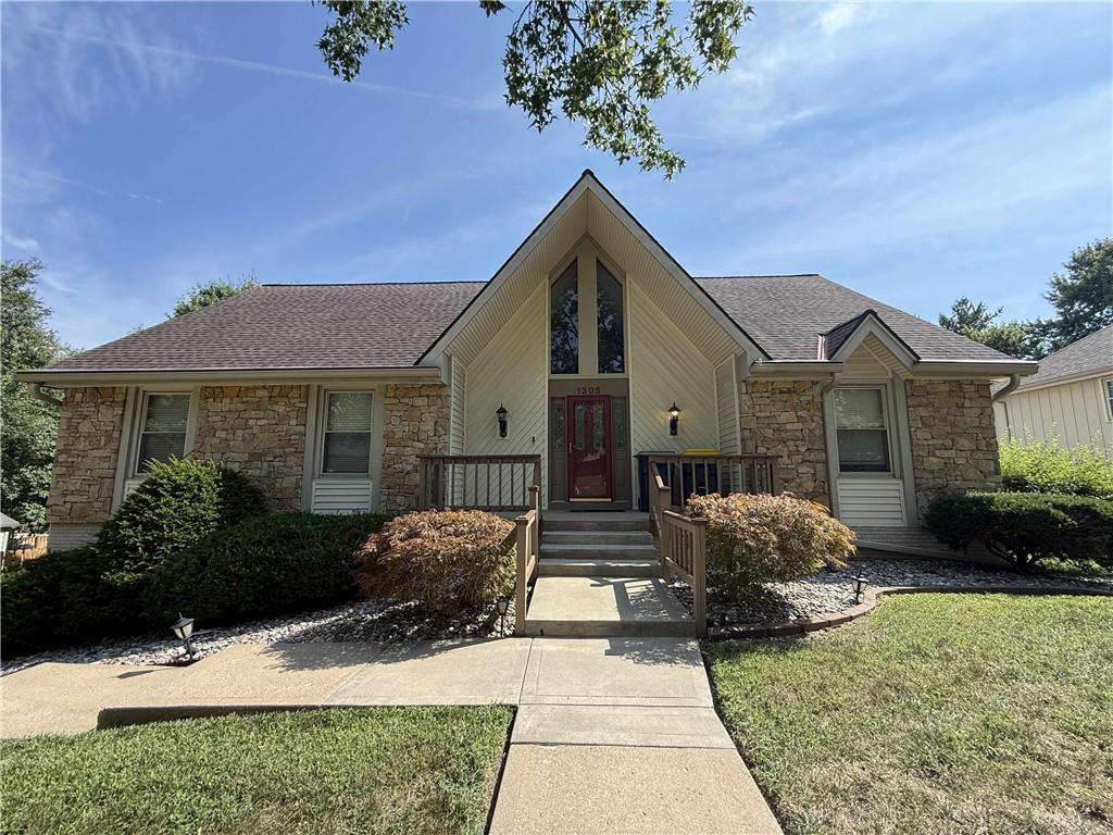 Listing Photo MLS #HMS2571655