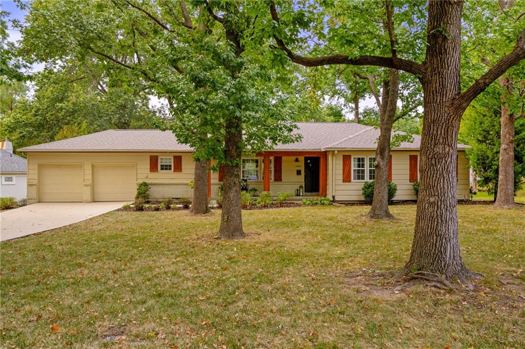 Listing Photo MLS #HMS2571700