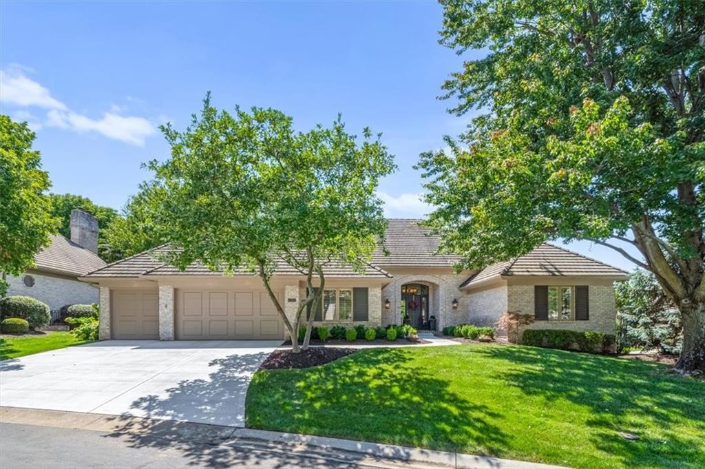 Listing Photo MLS #HMS2571772