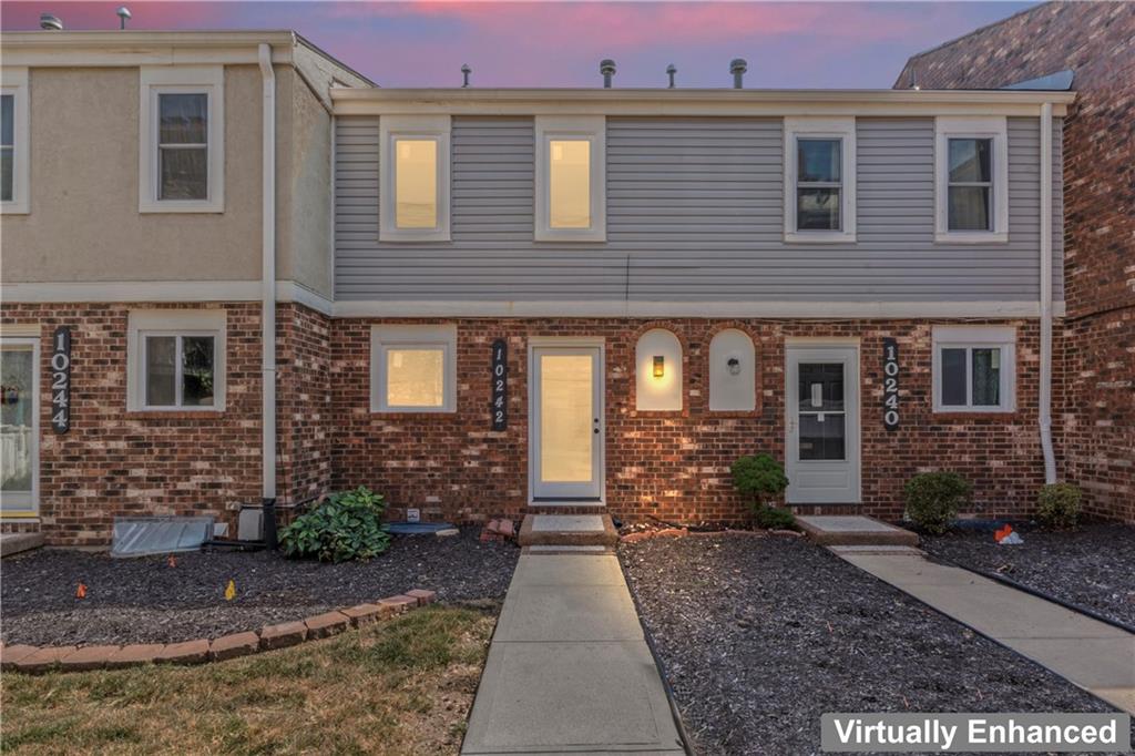Listing Photo MLS #HMS2571843