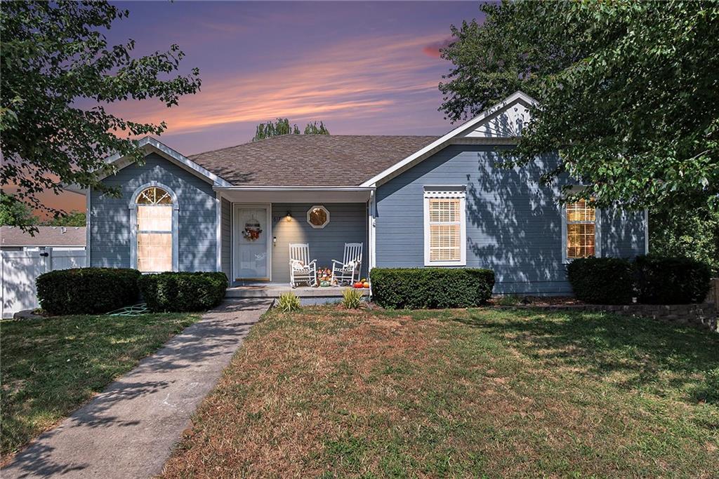 Listing Photo MLS #HMS2572306