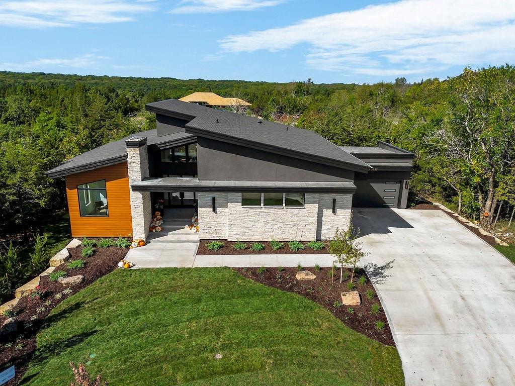 Listing Photo MLS #HMS2572480