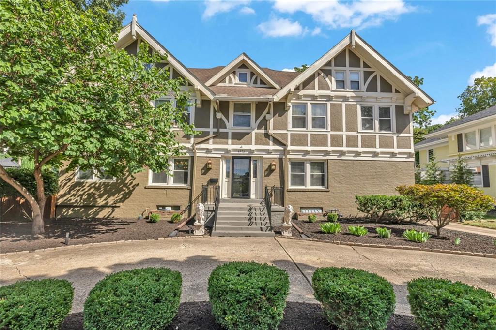 Listing Photo MLS #HMS2572552