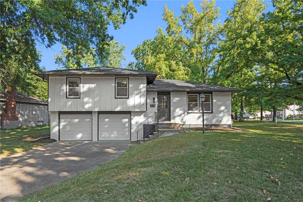 Listing Photo MLS #HMS2572607