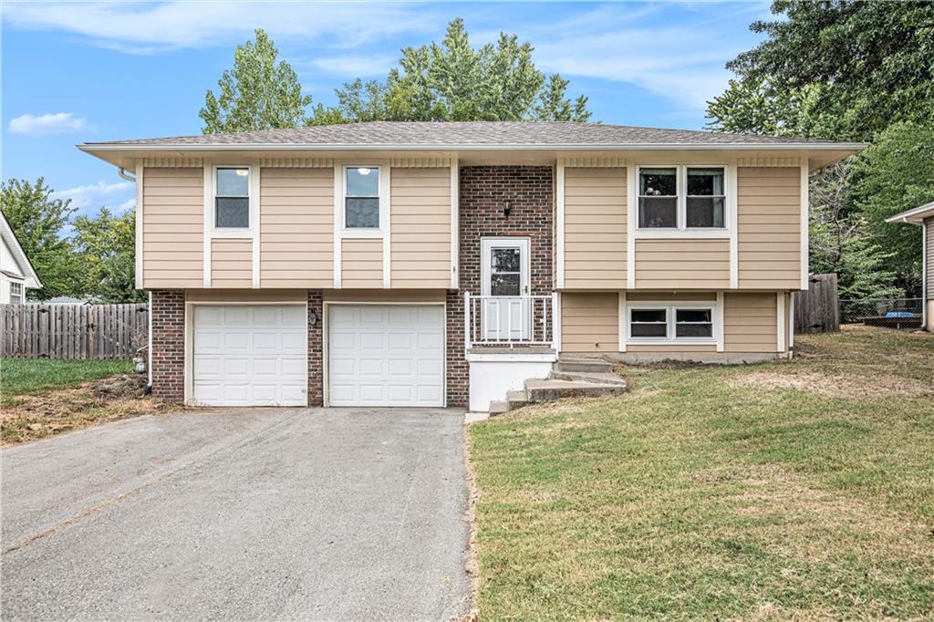 Listing Photo MLS #HMS2572653
