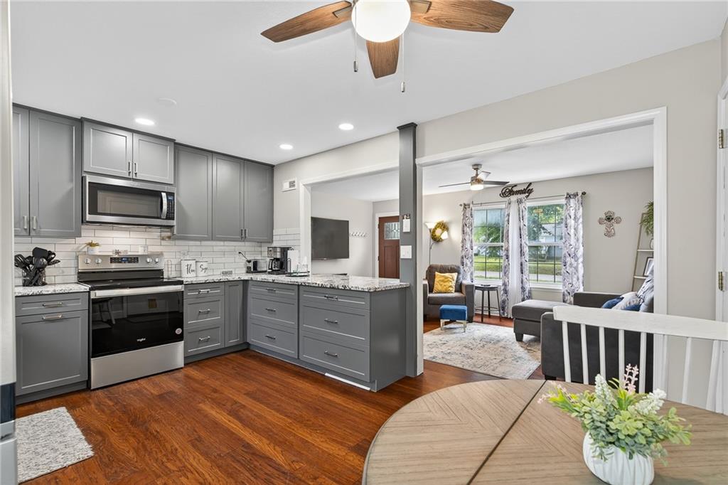 Listing Photo MLS #HMS2572662