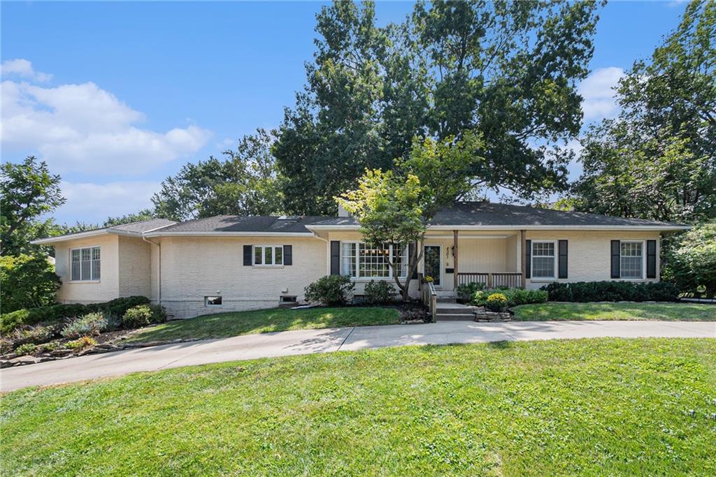 Listing Photo MLS #HMS2573889