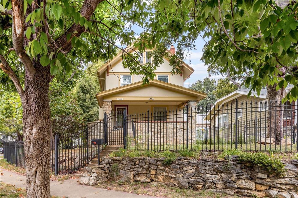 Listing Photo MLS #HMS2573955