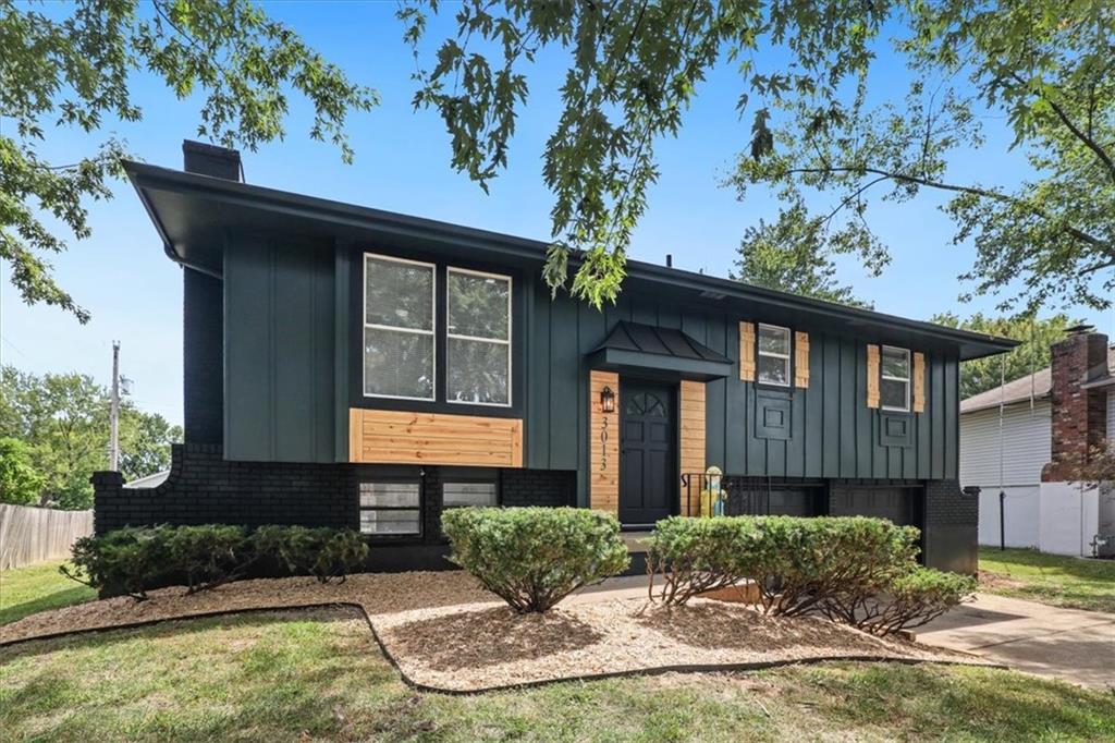 Listing Photo MLS #HMS2573984
