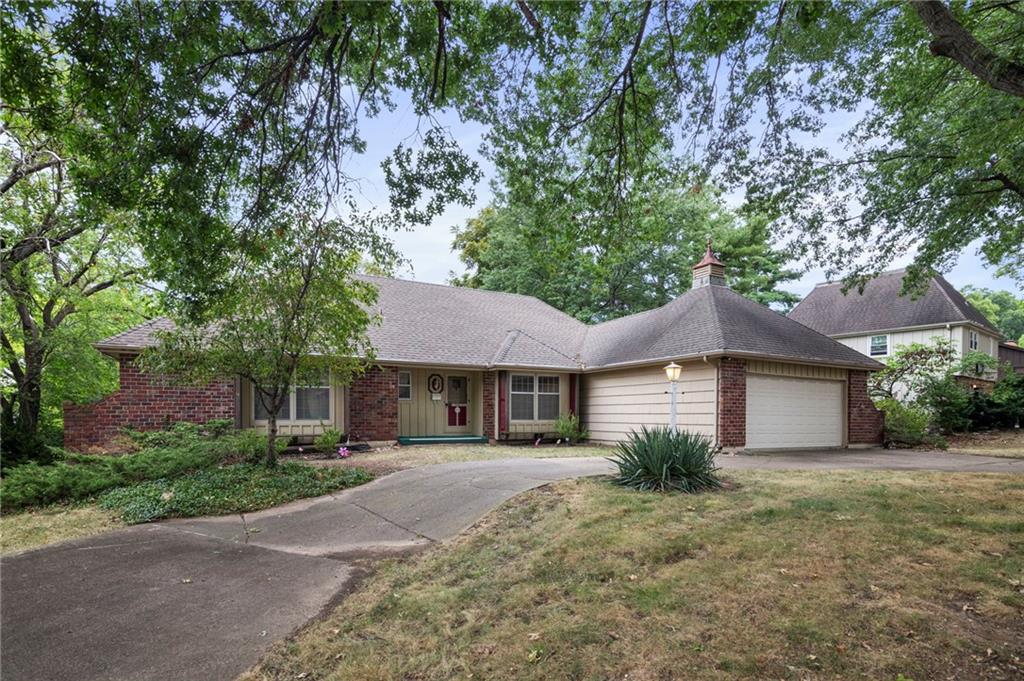 Listing Photo MLS #HMS2574120