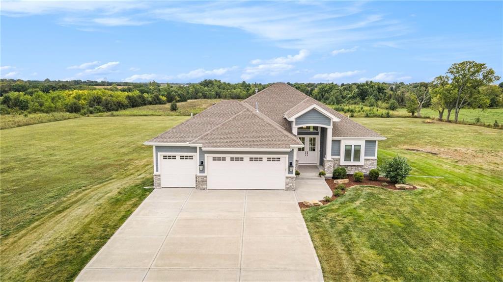 Listing Photo MLS #HMS2574175