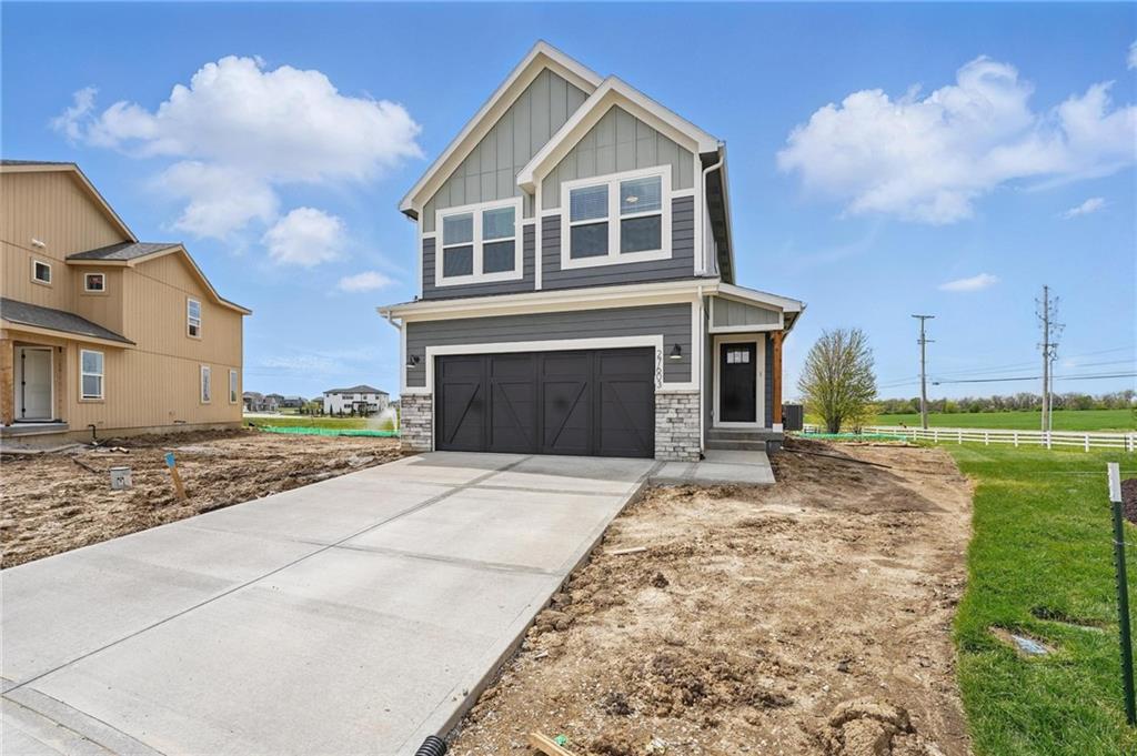 Listing Photo MLS #HMS2574182
