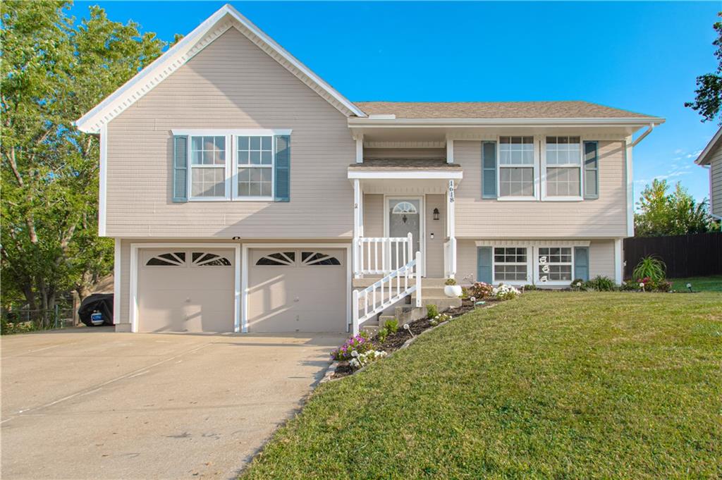 Listing Photo MLS #HMS2575021