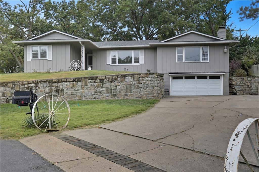 Listing Photo MLS #HMS2575290