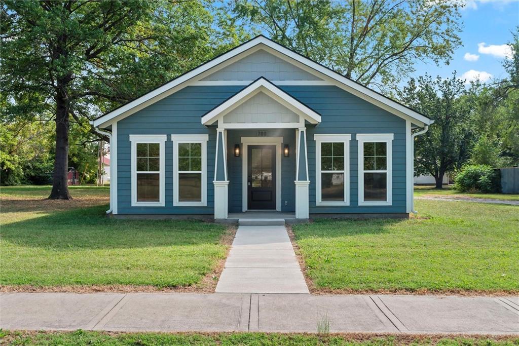 Listing Photo MLS #HMS2575425