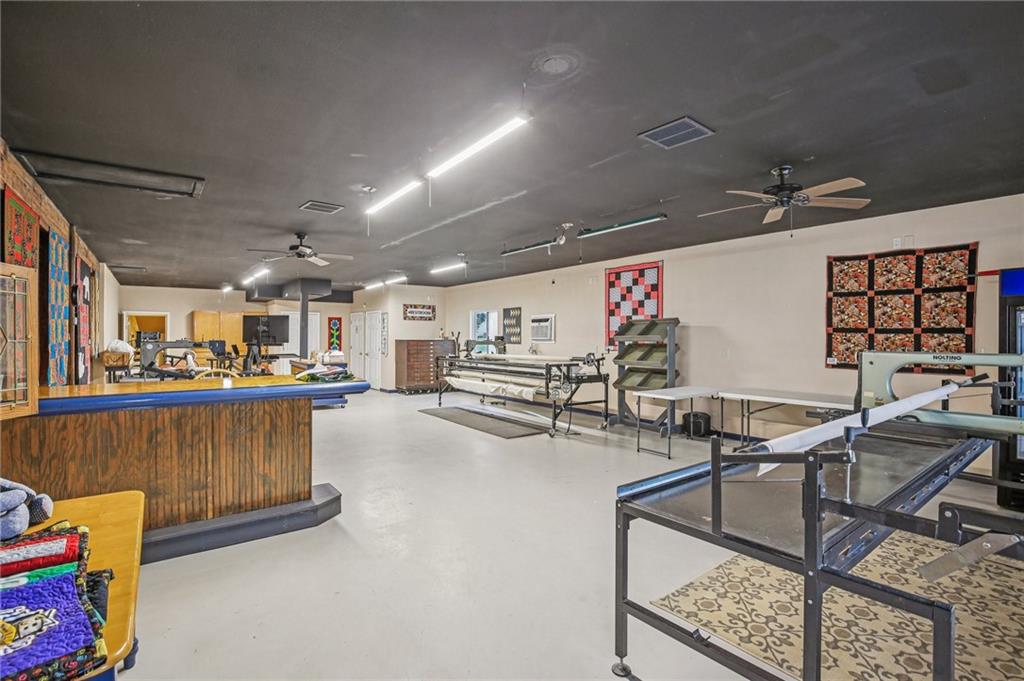 Listing Photo MLS #HMS2575493