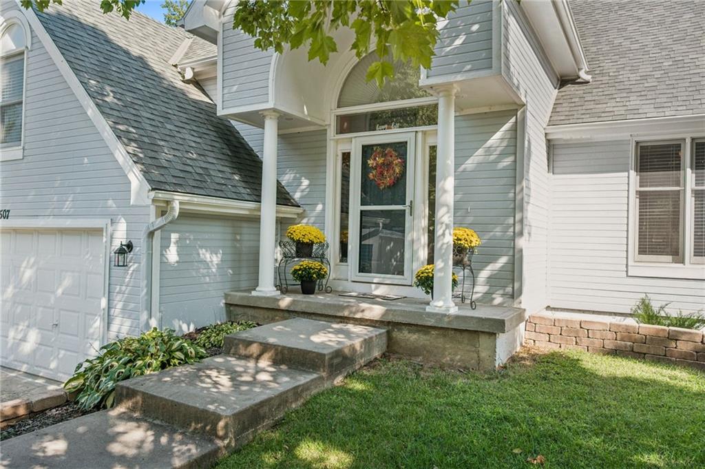 Listing Photo MLS #HMS2575525