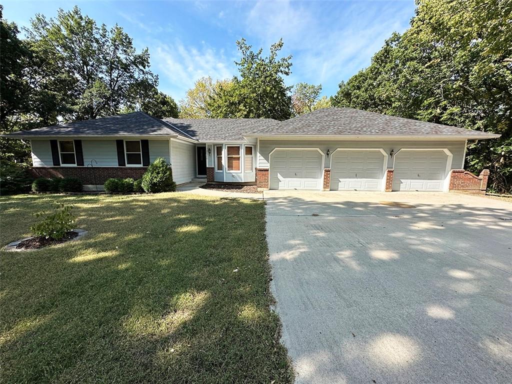 Listing Photo MLS #HMS2575553