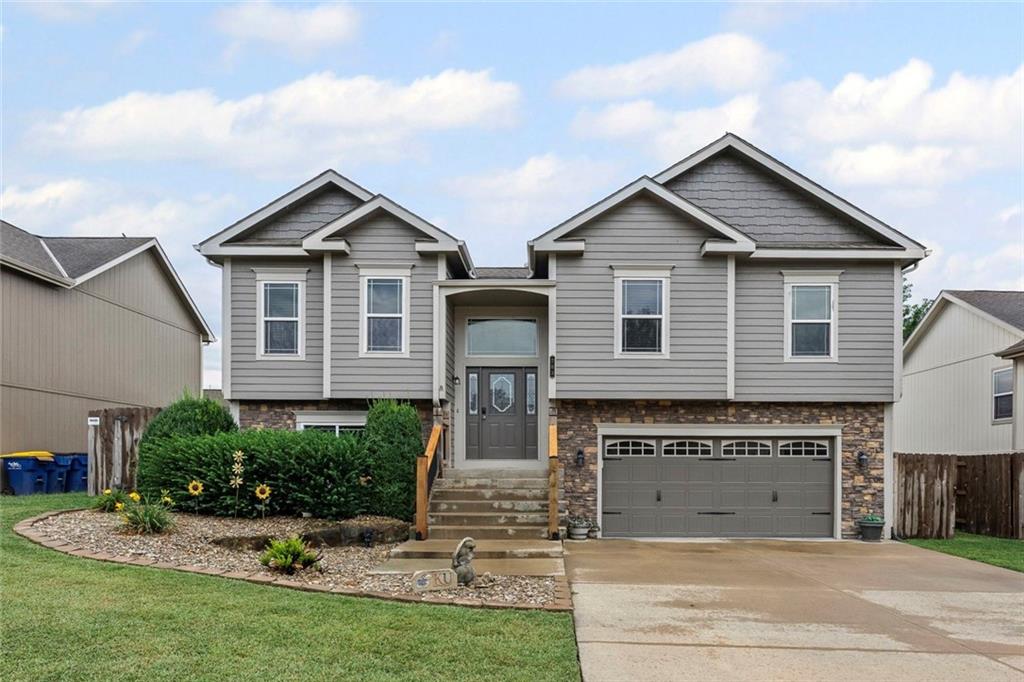 Listing Photo MLS #HMS2575737