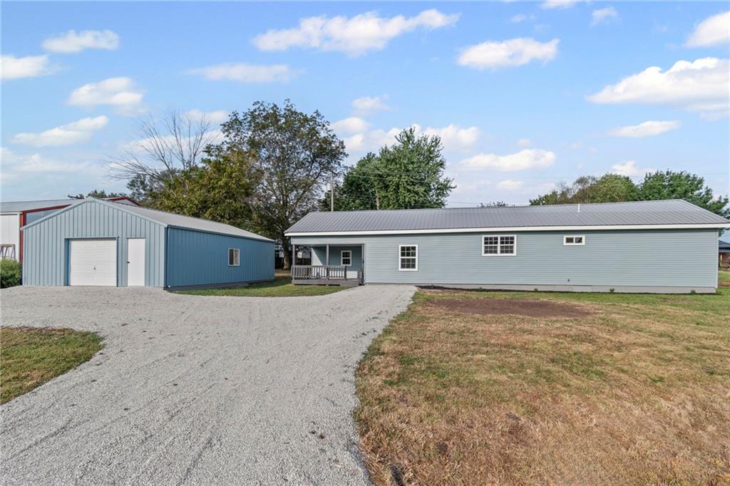 Listing Photo MLS #HMS2575885