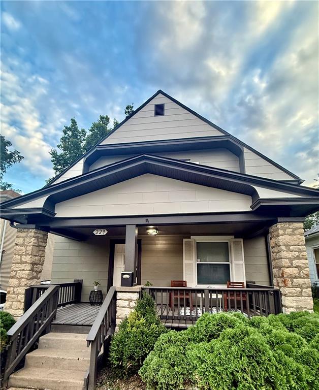 Listing Photo MLS #HMS2575941