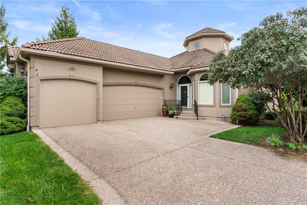 Listing Photo MLS #HMS2575984