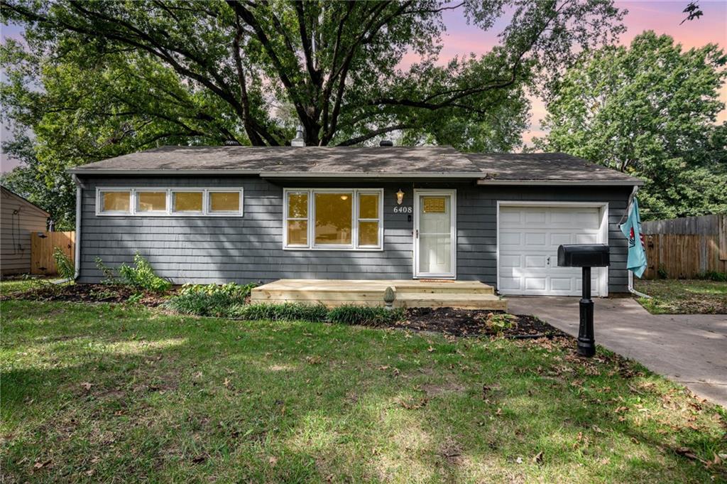 Listing Photo MLS #HMS2576297