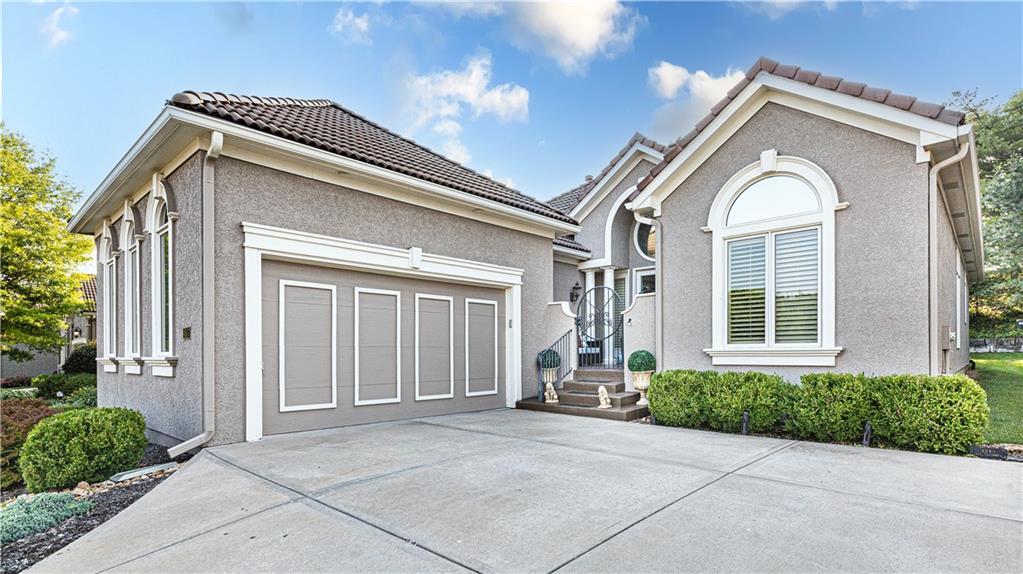 Listing Photo MLS #HMS2576351