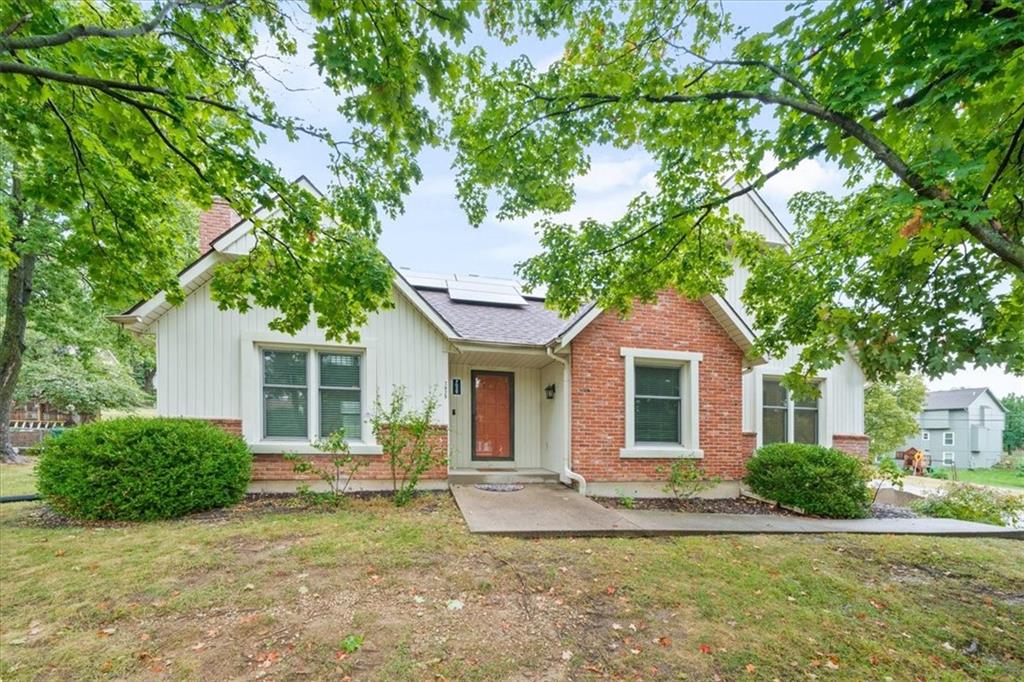 Listing Photo MLS #HMS2576369