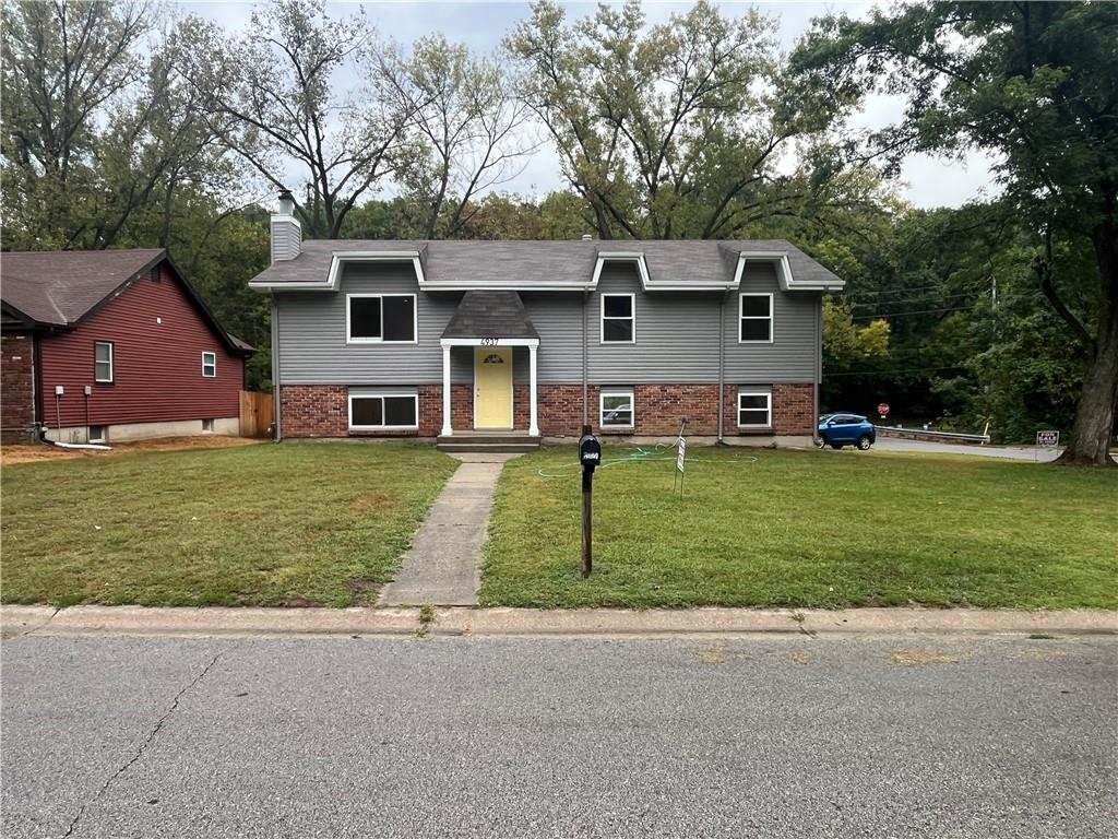 Listing Photo MLS #HMS2576416