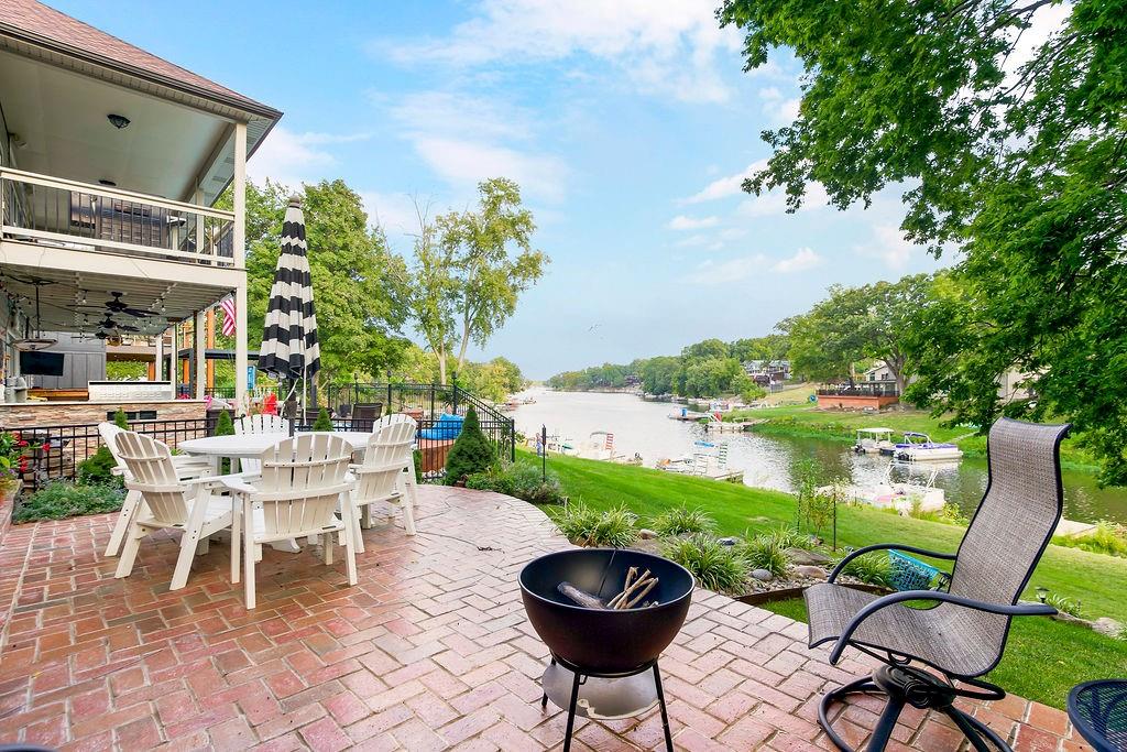 Listing Photo MLS #HMS2576430