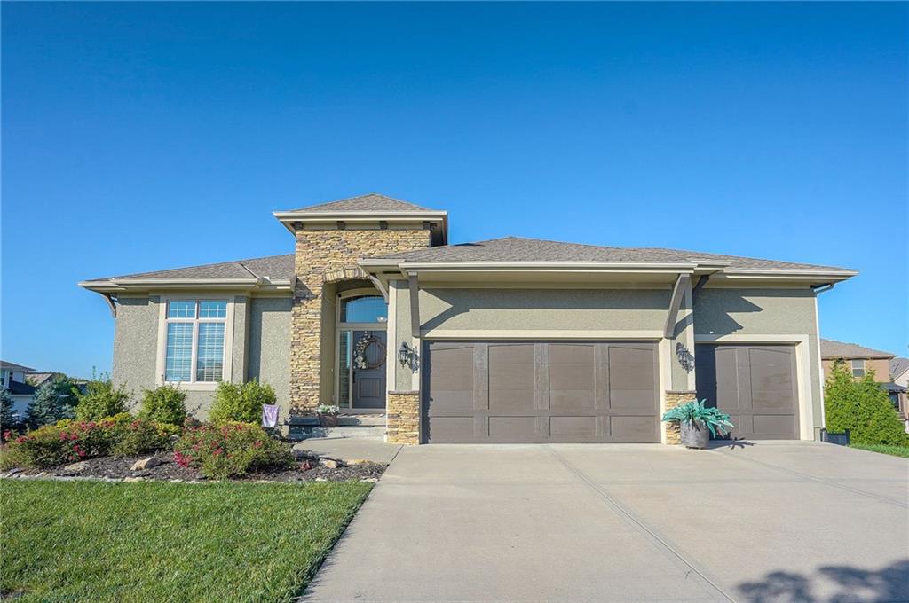 Listing Photo MLS #HMS2576568